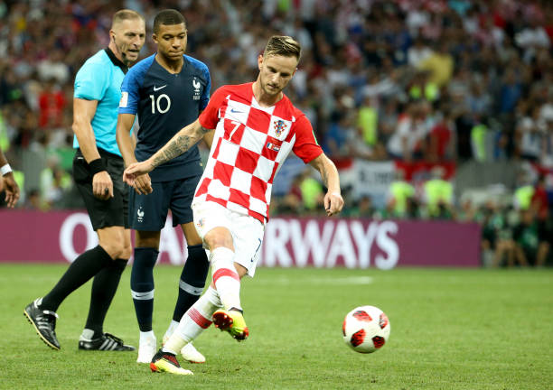 新人辈出 新人辈出