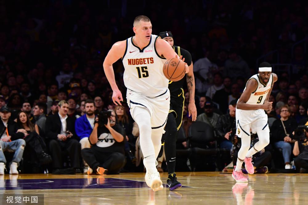 第一场比赛 第一场比赛