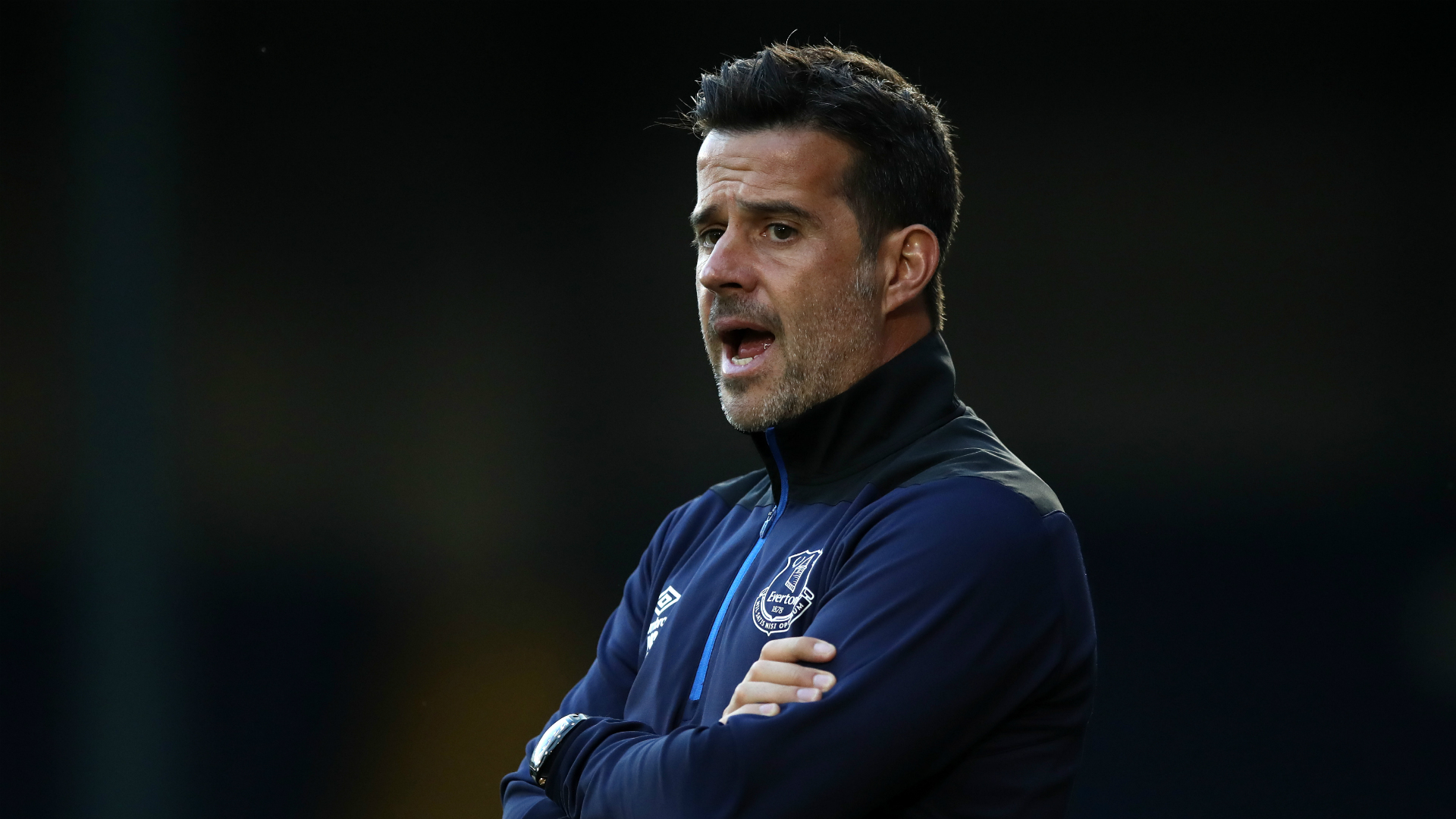 社交媒体上 社交媒体上